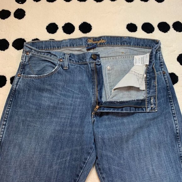 Wrangler Slim Boot Denim Jeans - Picture 4 of 13